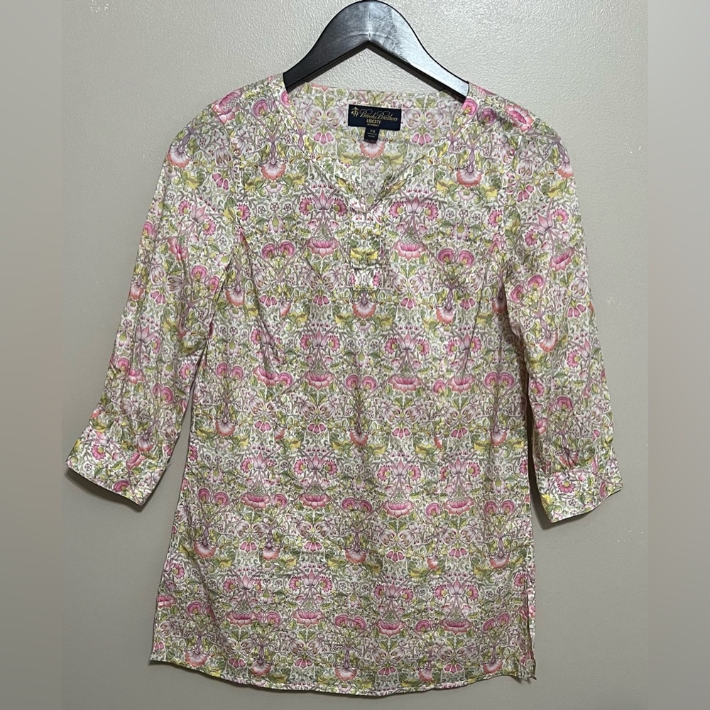 Brooks Brothers Liberty art fabrics Size XS floral tunic v-neck